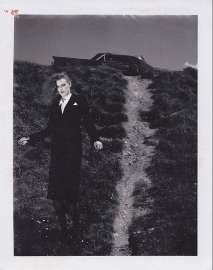 Guy Bourdain es el fotógrafo de moda más controvertido Guy Bourdain es el fotógrafo de moda más controvertido