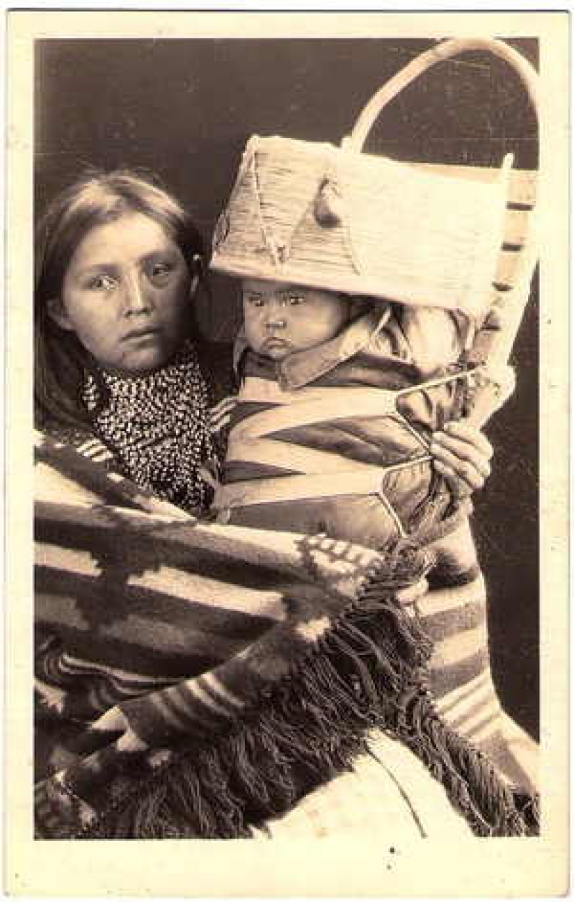 Happy time? Corruption, hunger, slave labor, lack of rights: a brief and joyless childhood story Happy time? Corruption, hunger, slave labor, lack of rights: a brief and joyless childhood story
