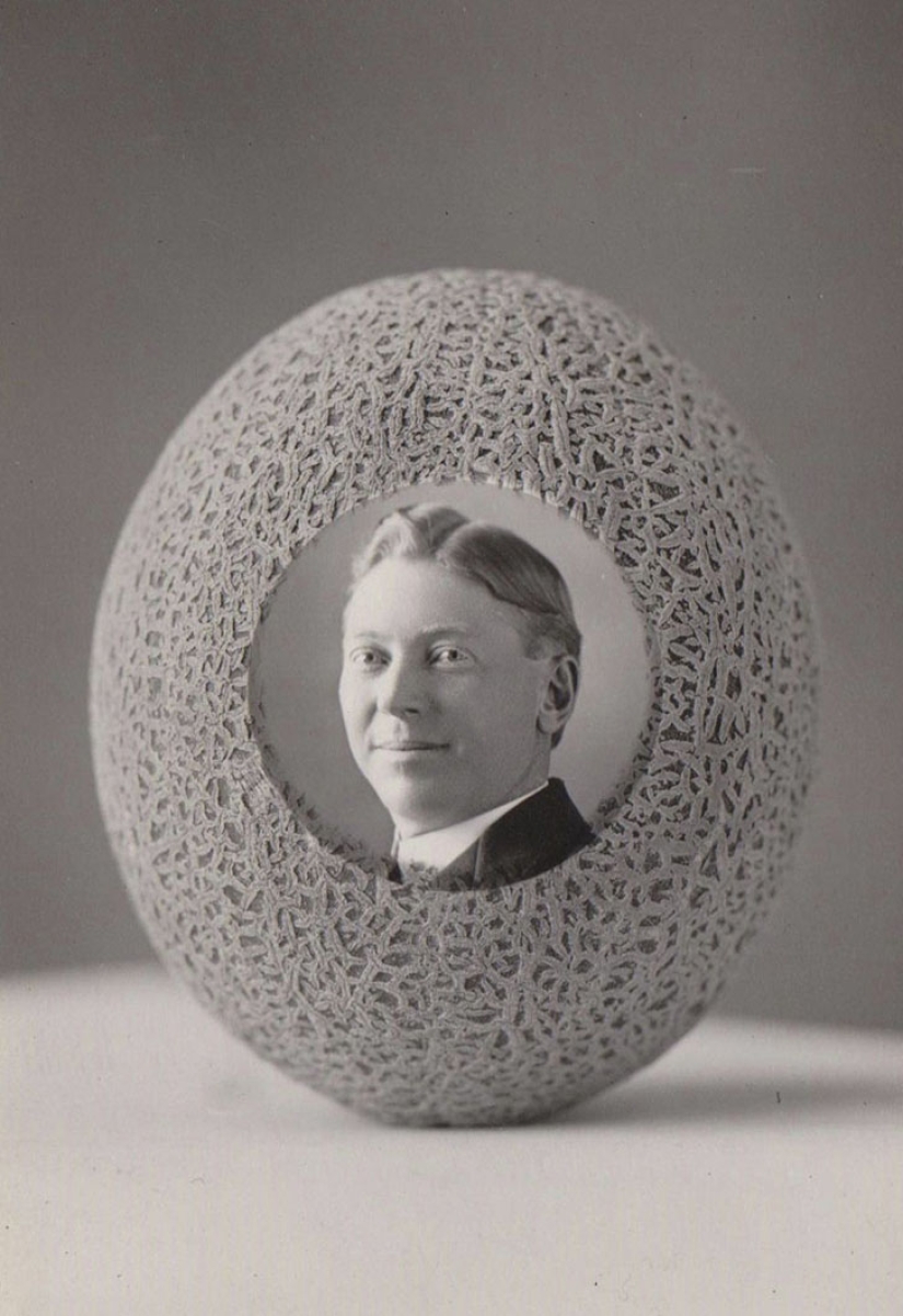 Headless photoshop of the beginning of the last century Headless photoshop of the beginning of the last century