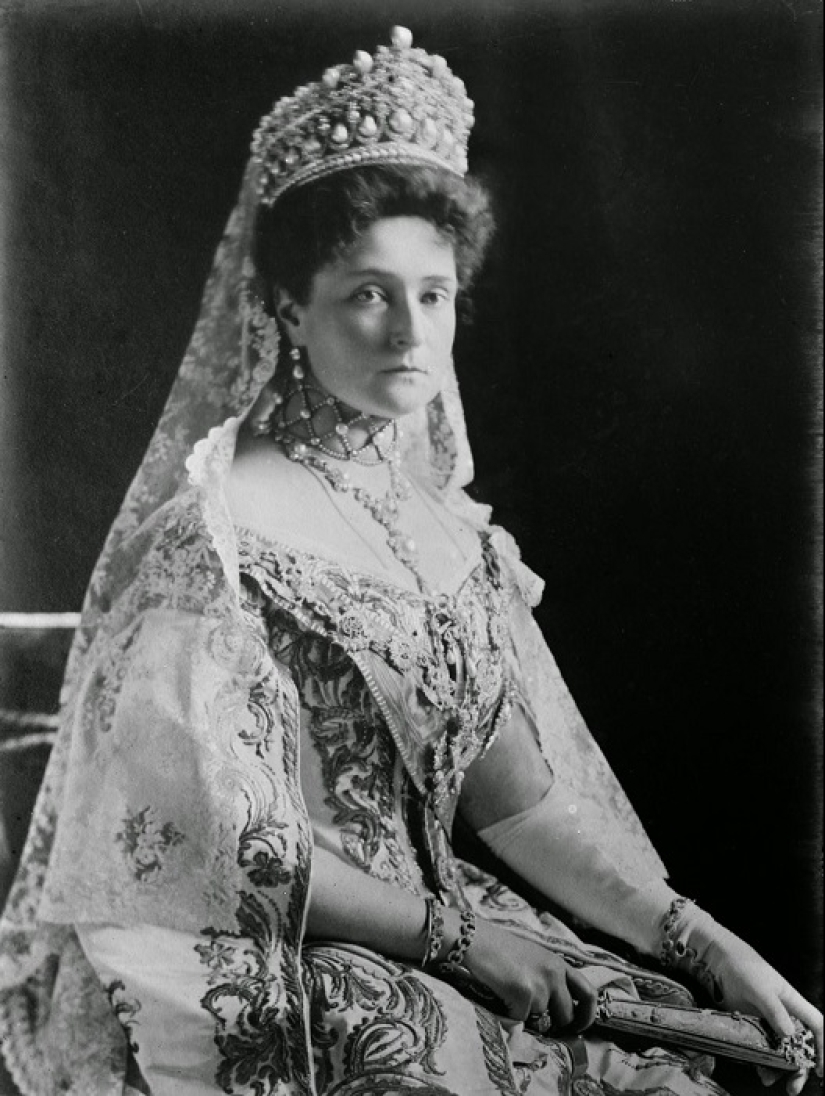 Historias increíbles sobre cómo las obras maestras del mundo fueron compradas para una canción Historias increíbles sobre cómo las obras maestras del mundo fueron compradas para una canción