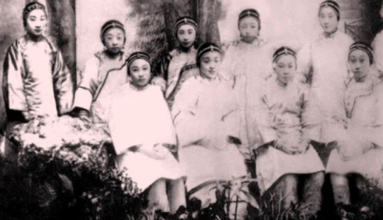 How 70 years ago in China they fought against prostitution