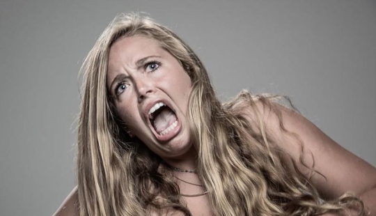 How do people react to being hit with a stun gun