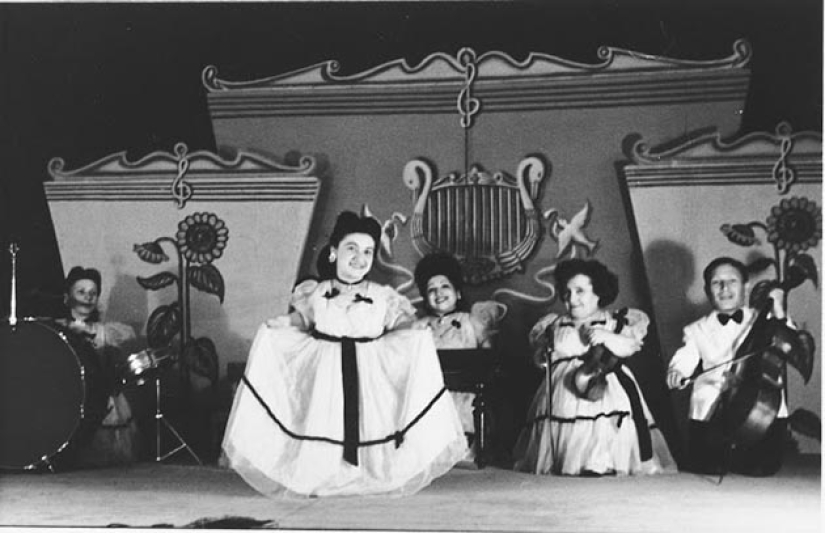 How dwarfism helped a family of Jewish musicians Ovitz survive the experiments at Auschwitz How dwarfism helped a family of Jewish musicians Ovitz survive the experiments at Auschwitz