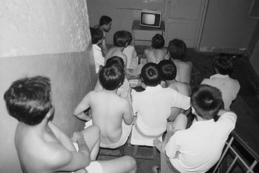 How students lived in China in the 1990s