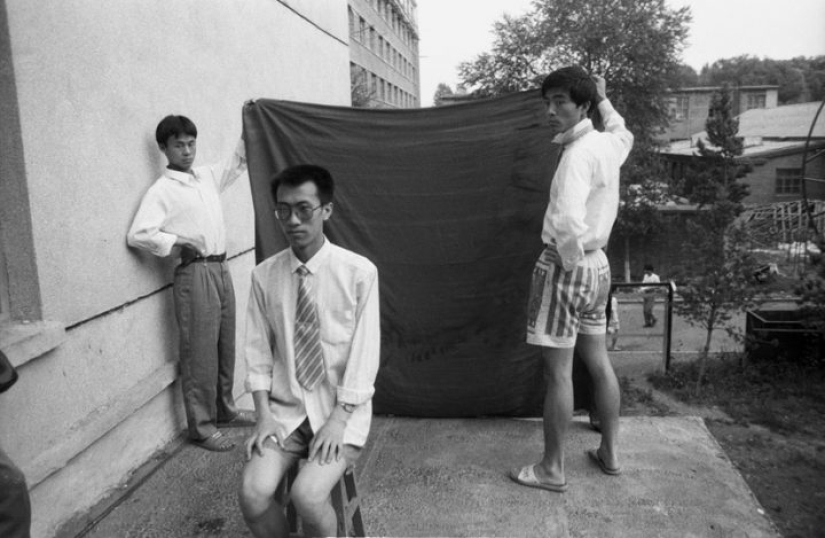 How students lived in China in the 1990s