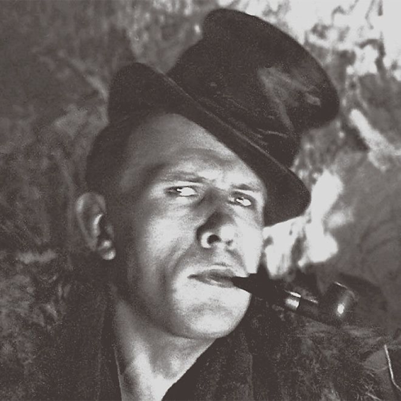 "How terrible it is to be married", or The Strange Love of Daniil Kharms and Marina Malich "How terrible it is to be married", or The Strange Love of Daniil Kharms and Marina Malich