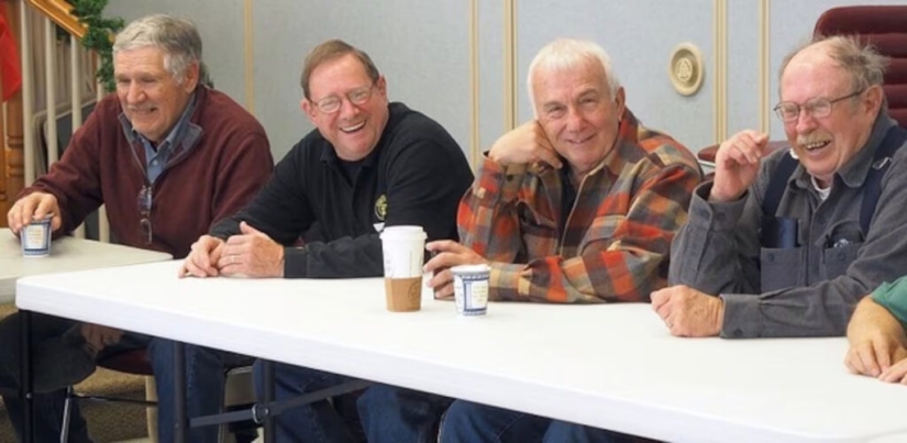 How the World's Most Boring International Dull Men's Club Lives