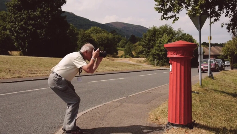 How the World's Most Boring International Dull Men's Club Lives