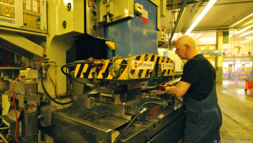 How to make a Swiss army knife How to make a Swiss army knife