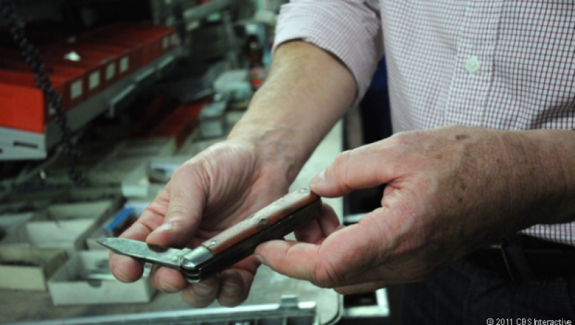 How to make a Swiss army knife How to make a Swiss army knife