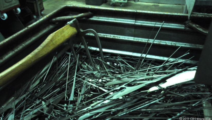 How to make a Swiss army knife How to make a Swiss army knife