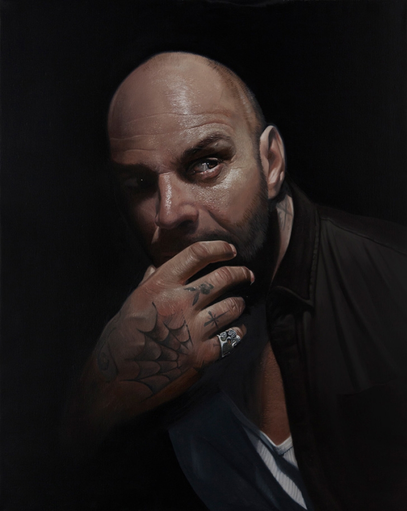 Hyperrealism in the paintings of Mike Dasras Hyperrealism in the paintings of Mike Dasras
