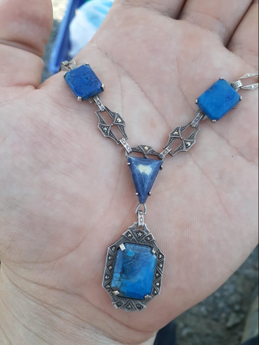 I was looking for copper, I found gold: 30 photos of ancient and very valuable items from flea markets