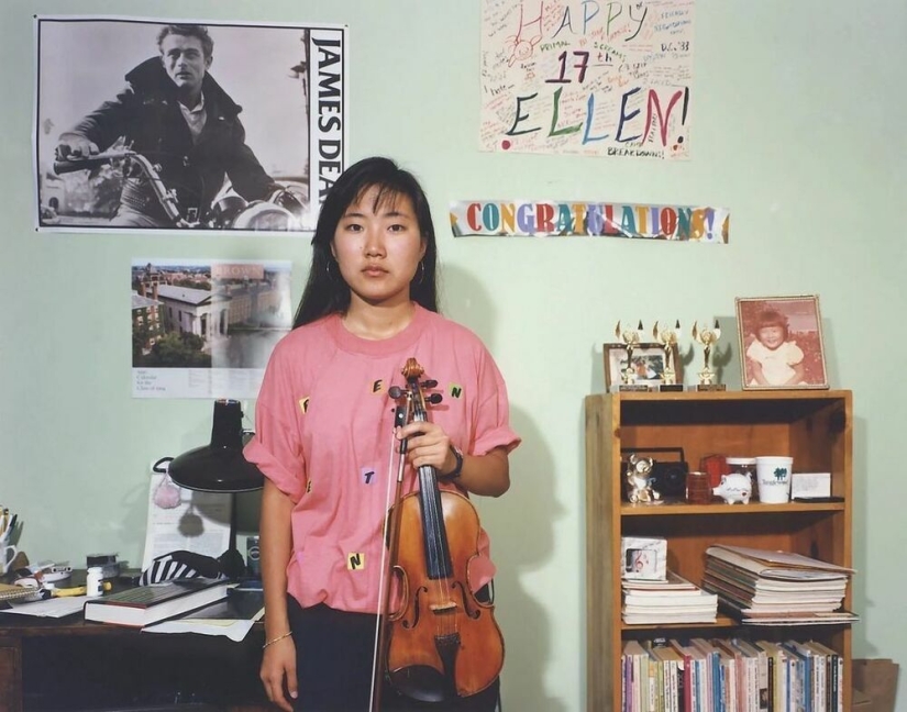 In my bedroom — a photo project about the rooms of American teenagers of the 80s and 90s In my bedroom — a photo project about the rooms of American teenagers of the 80s and 90s