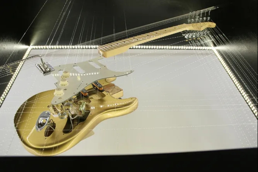 Increíbles &#39;circuitos explotados&#39; de mecanismos del artista John Peralta