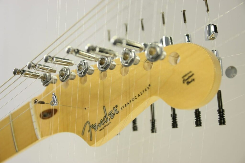 Increíbles &#39;circuitos explotados&#39; de mecanismos del artista John Peralta