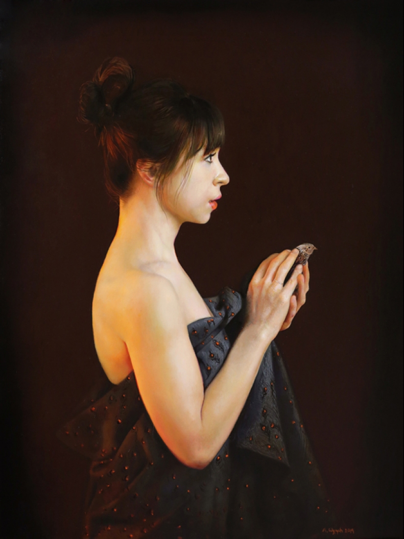 Incredible photorealism of erotic paintings by Anna Vypykh