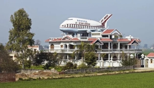 Incredible Rooftops of Punjab: Photographer Rajesh Vora Shows an Interesting Tradition