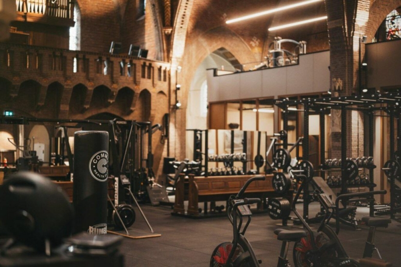 Instead of a sermon, a workout: How an old church in the Netherlands became a fitness club Instead of a sermon, a workout: How an old church in the Netherlands became a fitness club