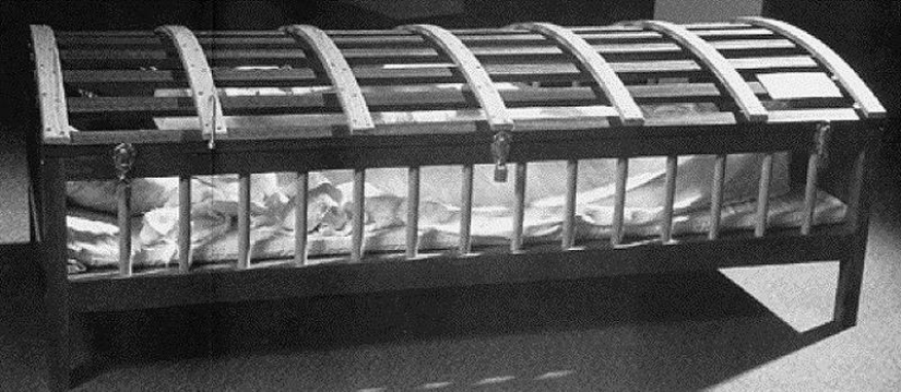 Instrumentos médicos del pasado - instrumentos de tortura o un salvavidas Instrumentos médicos del pasado - instrumentos de tortura o un salvavidas