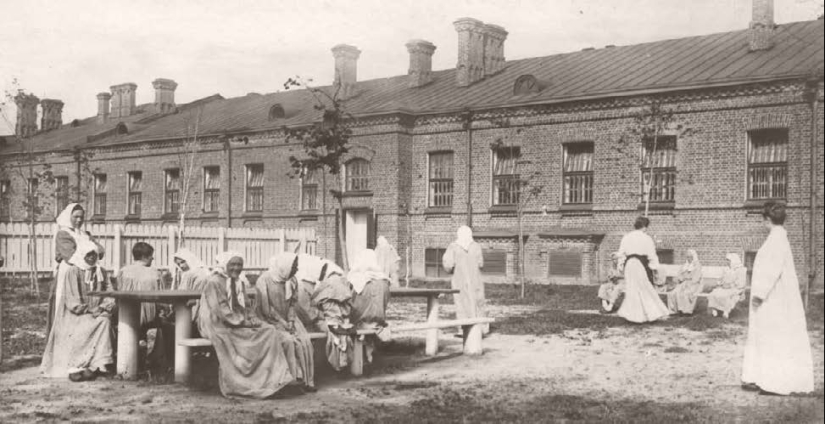 Investigation by journalist Nellie Bly: 10 days in the most terrible mental hospital in the USA Investigation by journalist Nellie Bly: 10 days in the most terrible mental hospital in the USA