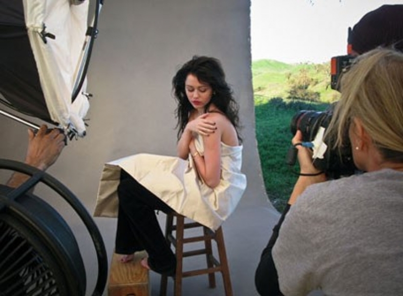 Is the girl ripe? The most scandalous photo shoots of young celebrities