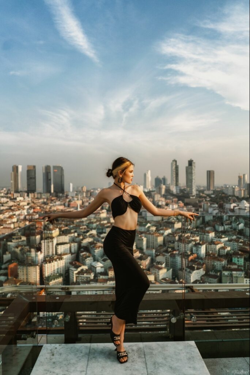 Istanbul beauties in erotic photographs by Kaan Altindal Istanbul beauties in erotic photographs by Kaan Altindal