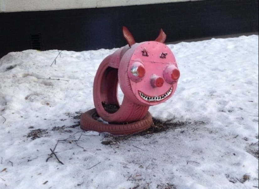 It is not the Internet that is ruining our children, but playgrounds in the courtyards