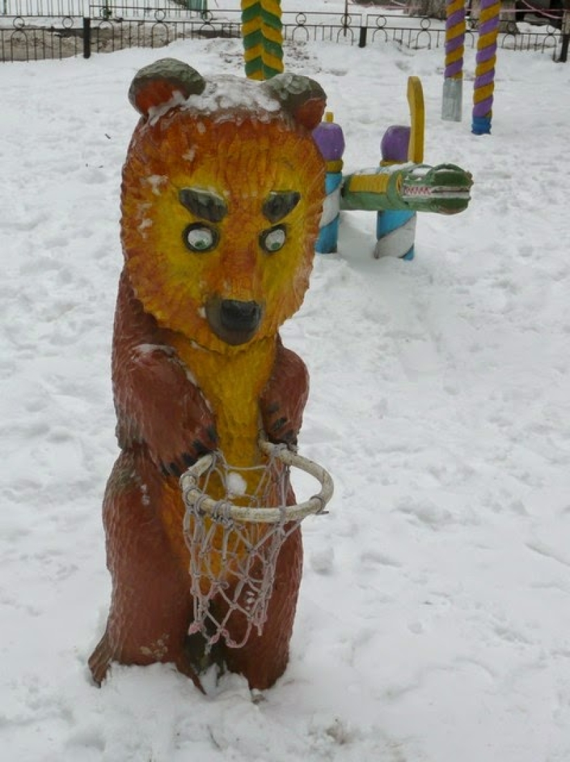 It is not the Internet that is ruining our children, but playgrounds in the courtyards