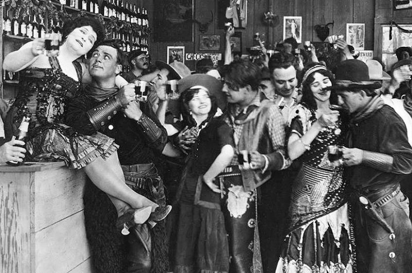 It's time to turn off the lights, man: what was sex like in the Wild West It's time to turn off the lights, man: what was sex like in the Wild West