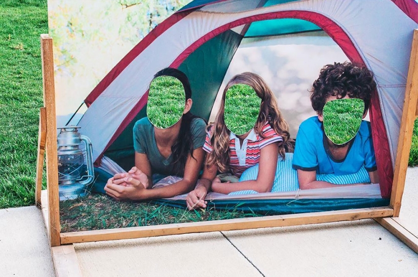 Jonathan Haibi-photographer who has the whole world posing for a picture