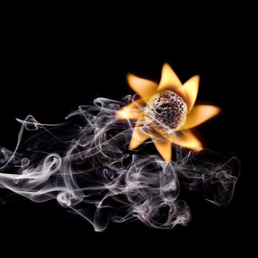 Juegos con fósforos: las obras mágicas de Stanislav Aristov Juegos con fósforos: las obras mágicas de Stanislav Aristov