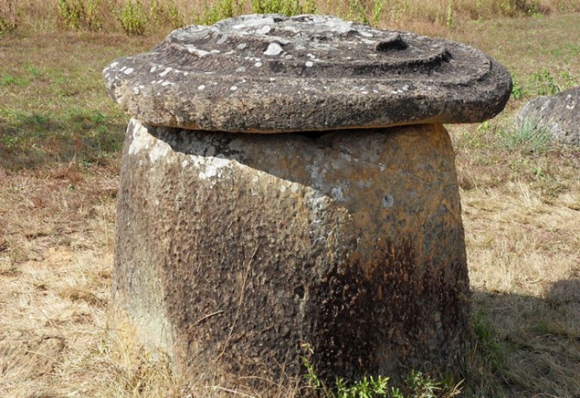 "Jugs of the dead" found in remote mountain forests of Laos