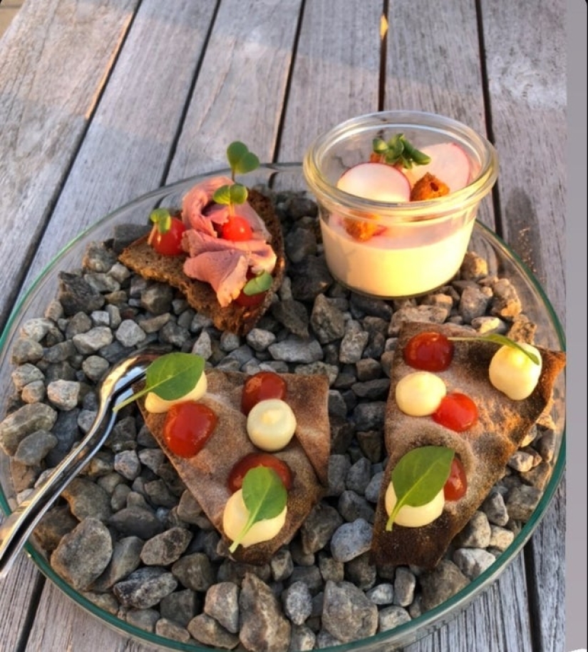 "Just give me a plate!": 22 of the craziest examples of serving dishes "Just give me a plate!": 22 of the craziest examples of serving dishes