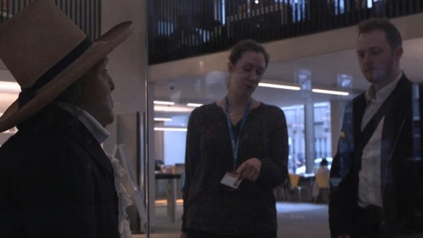 La atracción más espeluznante de Gran Bretaña — La Momia de Jeremy Bentham La atracción más espeluznante de Gran Bretaña — La Momia de Jeremy Bentham