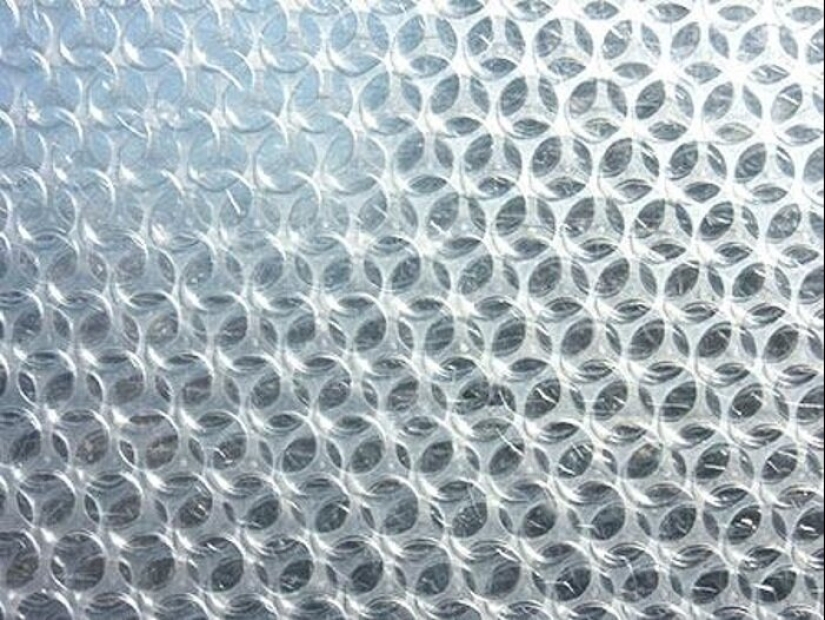 La belleza de los dientes torcidos, almohadas para solteros y otros hechos sorprendentes sobre Japón La belleza de los dientes torcidos, almohadas para solteros y otros hechos sorprendentes sobre Japón