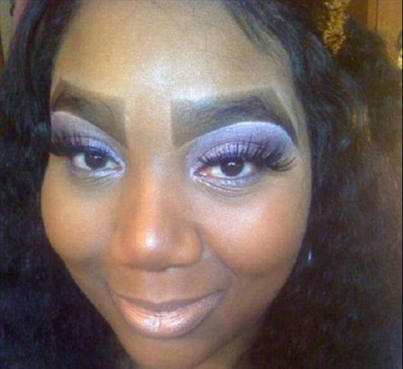 La belleza, que vana confianza de su estilista, y ahora con fuerza a arrepentir La belleza, que vana confianza de su estilista, y ahora con fuerza a arrepentir