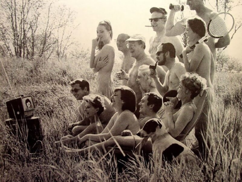 La desnudez como la norma: ¿por qué los Alemanes no dudó en desnudarse en público La desnudez como la norma: ¿por qué los Alemanes no dudó en desnudarse en público