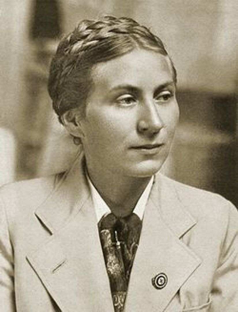 La escuela de novias del Tercer Reich: cómo los nazis crearon a la «nueva mujer»