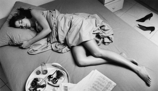 La esquiva Dolce Vita: Italia en el clásico fotográfico por Gianni Berengo Gardina