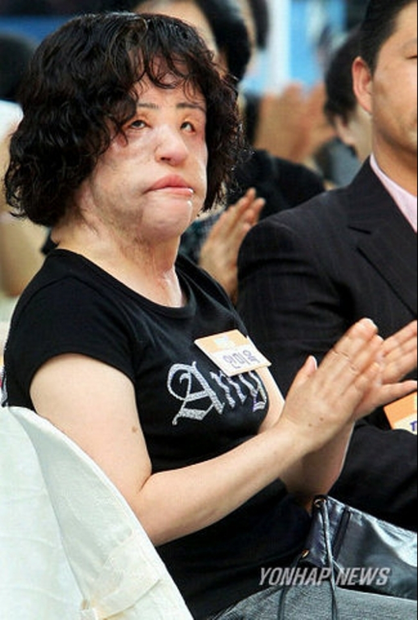 La historia de Hang Mioku, una mujer que, en busca de la belleza, se convirtió en un monstruo. La historia de Hang Mioku, una mujer que, en busca de la belleza, se convirtió en un monstruo.