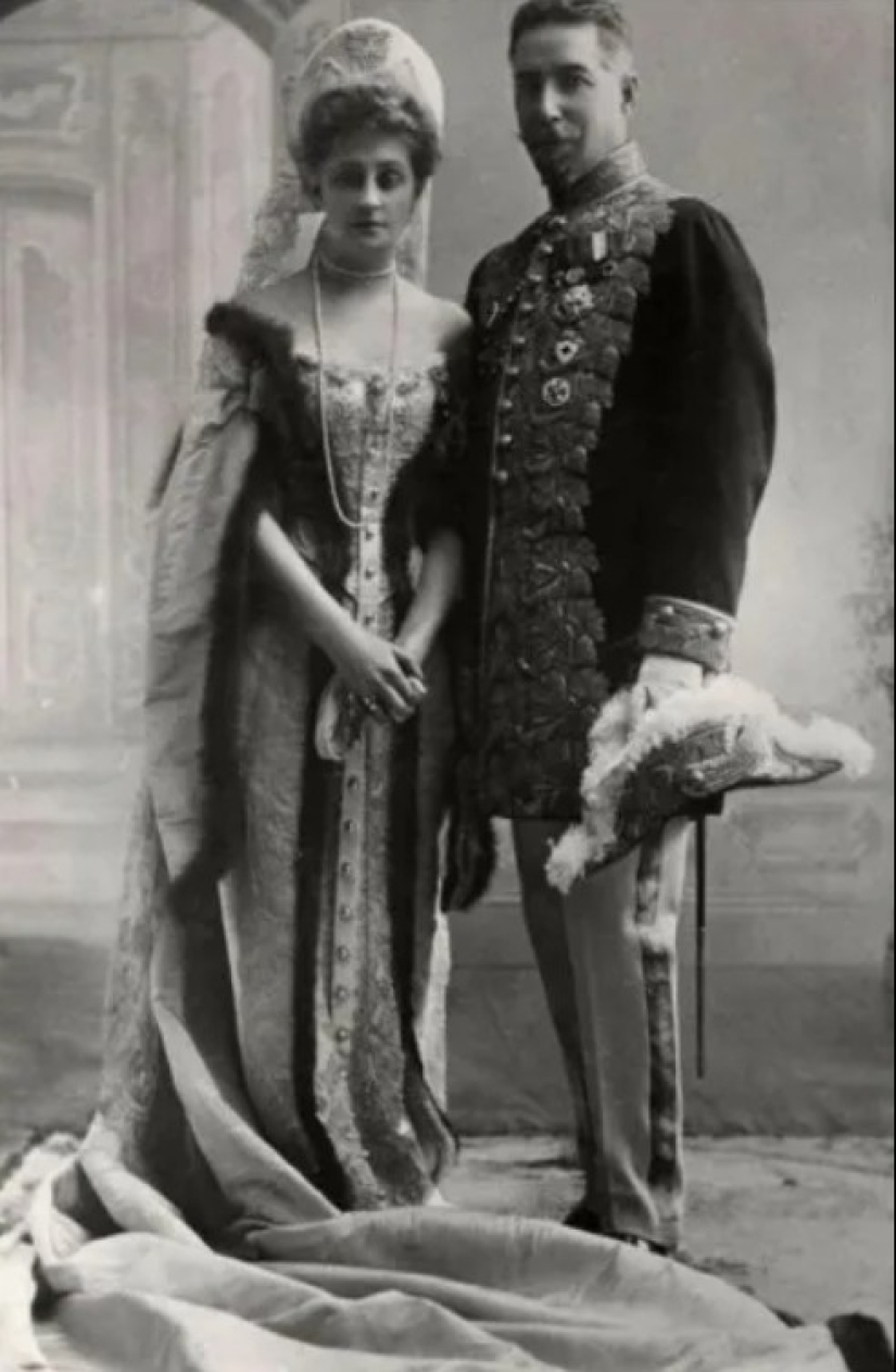 La historia de la belleza fatal Maria Tarnovskaya, apodada "La Condesa Sangrienta" La historia de la belleza fatal Maria Tarnovskaya, apodada "La Condesa Sangrienta"