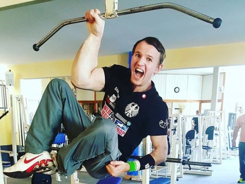 La historia de Matthias Schlitte - un verdadero Hellboy alemán