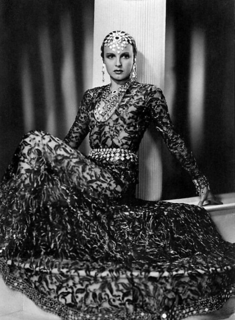 La Jana: la estrella que se quema en el Cenit de la fama La Jana: la estrella que se quema en el Cenit de la fama