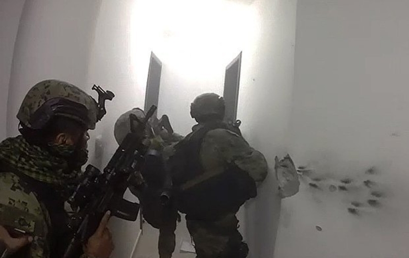 La "mejor hora" de Shorty Guzmán, la historia del legendario narcotraficante que inundó Estados Unidos de cocaína La "mejor hora" de Shorty Guzmán, la historia del legendario narcotraficante que inundó Estados Unidos de cocaína