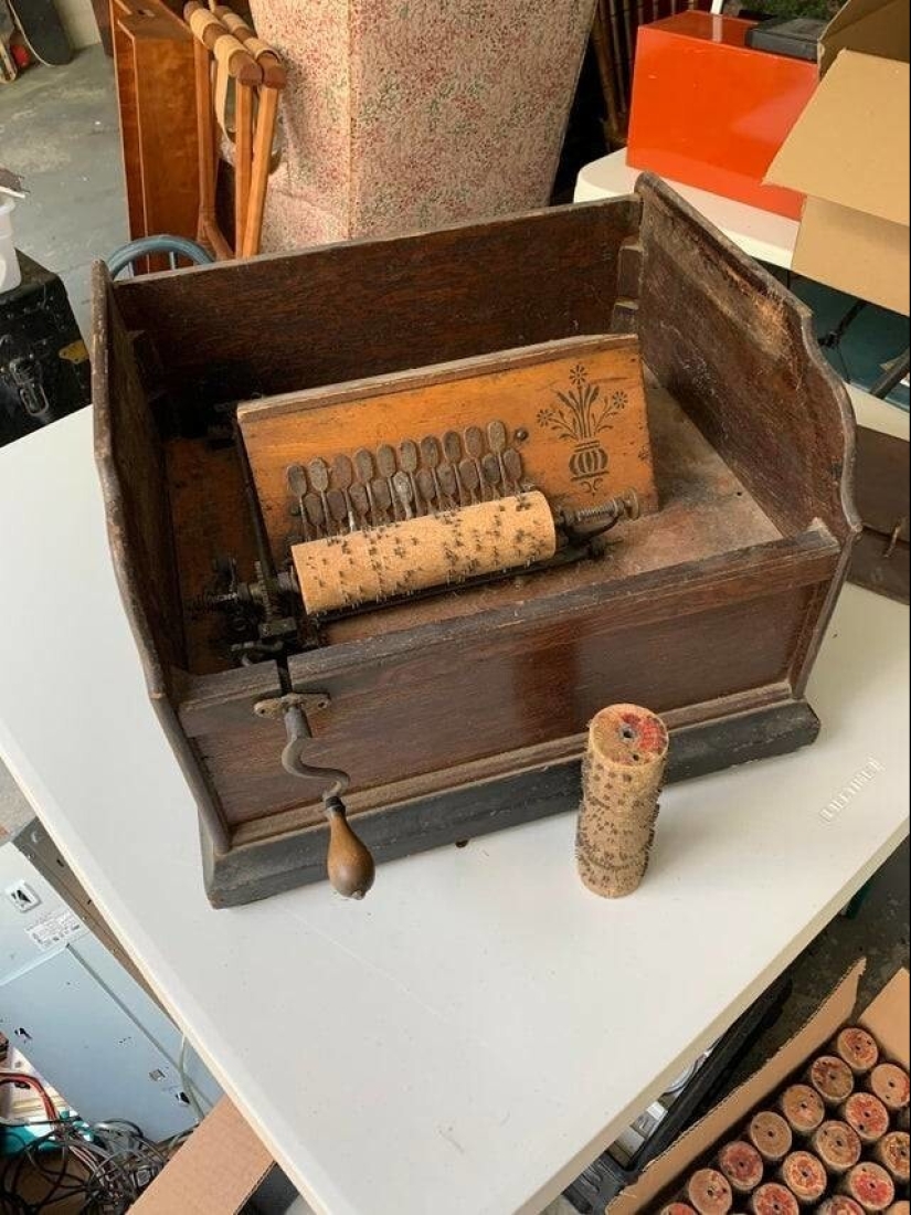 La moña servilleta y 22 más cosas cuyo significado se explica que la mente colectiva