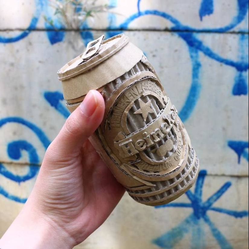 La mujer japonesa nunca tira las cajas de cartón: encuentra un mejor uso para ellas La mujer japonesa nunca tira las cajas de cartón: encuentra un mejor uso para ellas