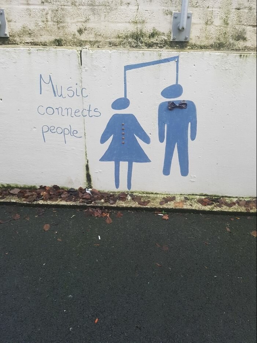 La risa y el pecado: 30 errores épicos de los aspirantes a diseñadores La risa y el pecado: 30 errores épicos de los aspirantes a diseñadores