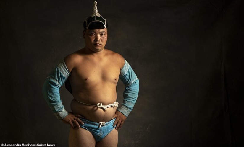 La ropa tradicional de los Mongoles: riqueza repentina La ropa tradicional de los Mongoles: riqueza repentina