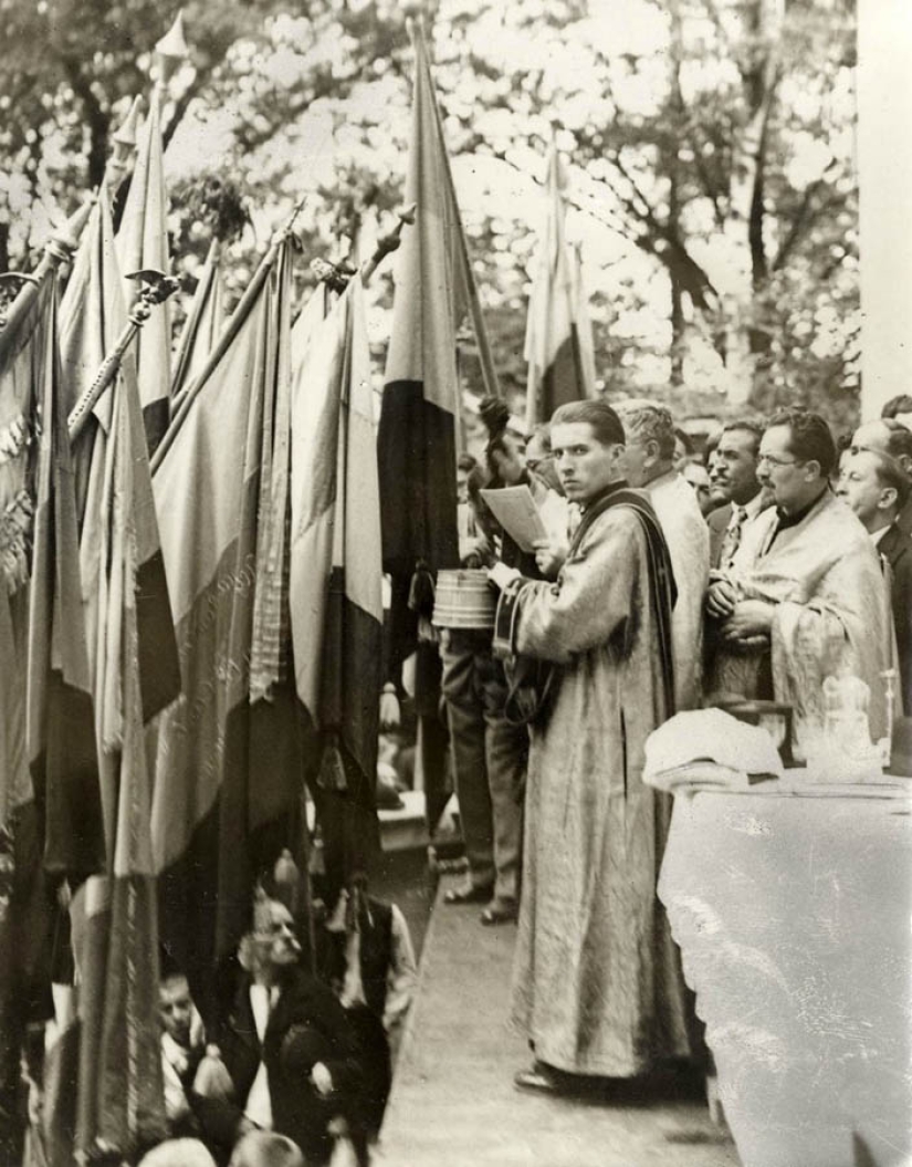 La vida de los gitanos en Europa antes de la Segunda Guerra Mundial La vida de los gitanos en Europa antes de la Segunda Guerra Mundial